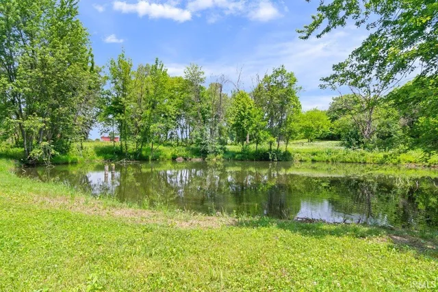 $697,500 | 2477 West 50 North, Princeton, IN 47670