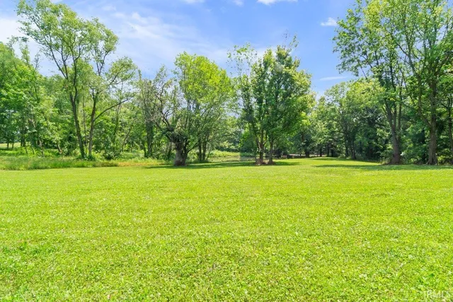 $697,500 | 2477 West 50 North, Princeton, IN 47670