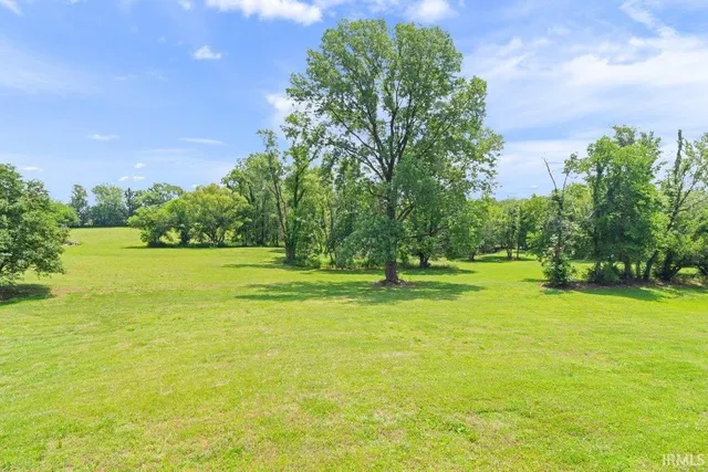 $697,500 | 2477 West 50 North, Princeton, IN 47670