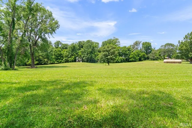 $697,500 | 2477 West 50 North, Princeton, IN 47670