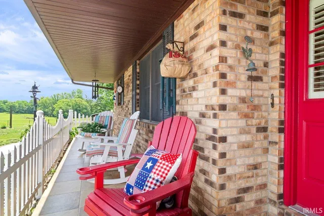 $697,500 | 2477 West 50 North, Princeton, IN 47670