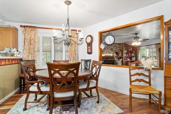 $697,500 | 2477 West 50 North, Princeton, IN 47670