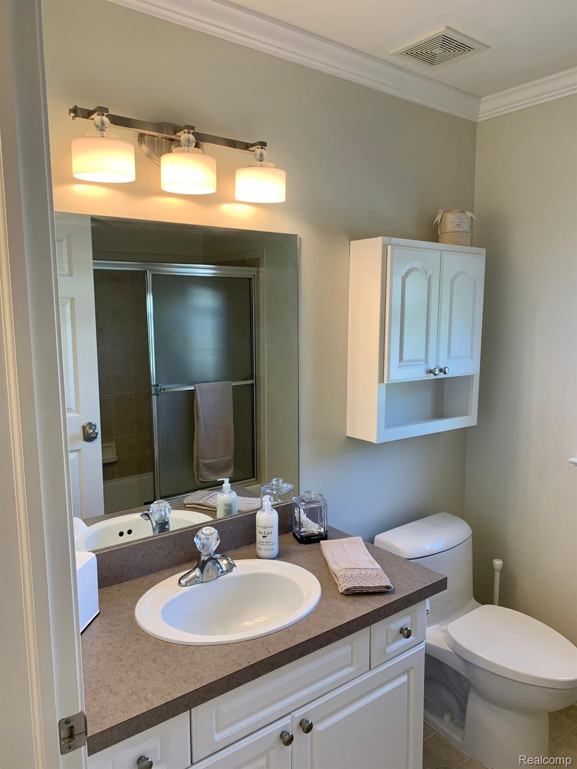 3494 Oakmonte Boulevard Rochester, MI 48306 - Photo 25 of 37 Gallery Image 25