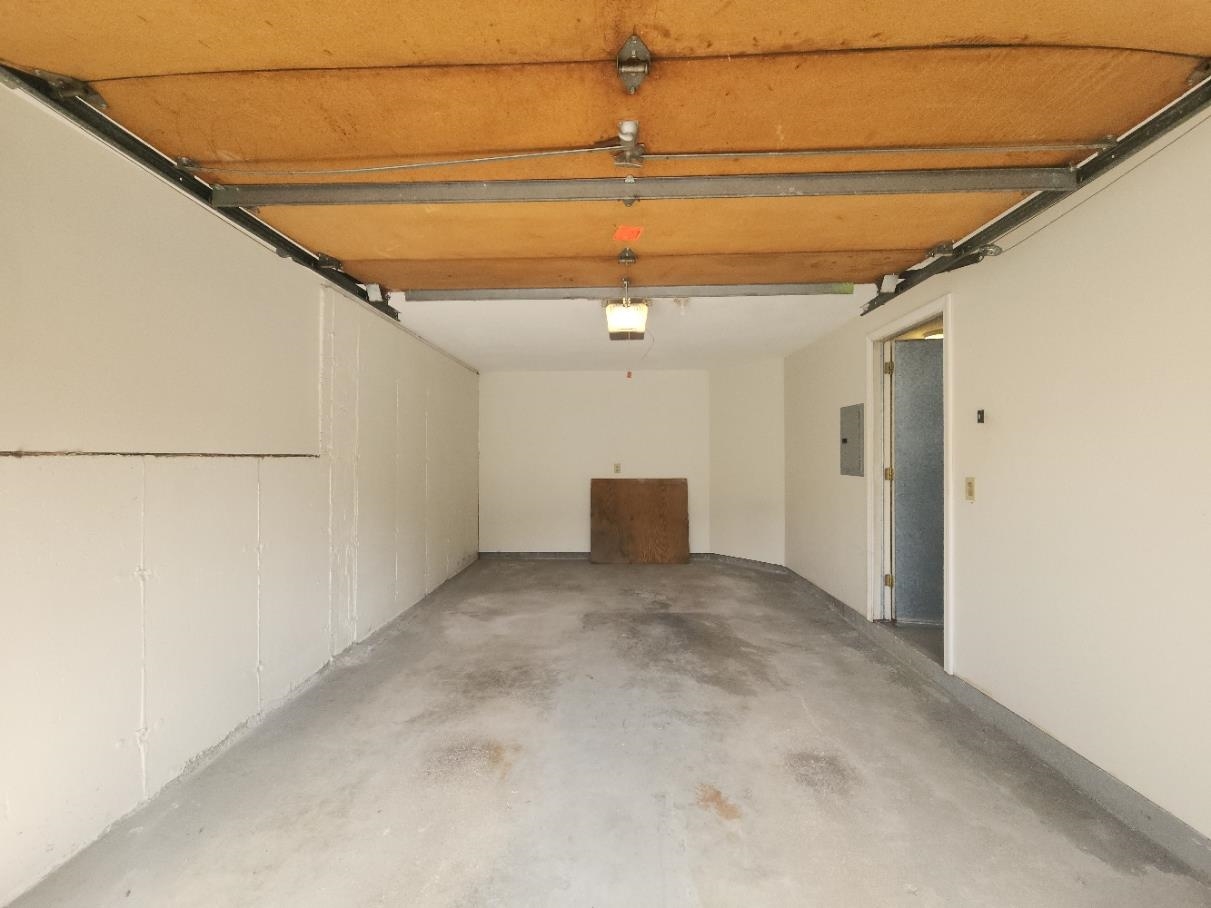 65 Victoria Street, Unit 45 Manchester, NH 03104 - Photo 33 of 50