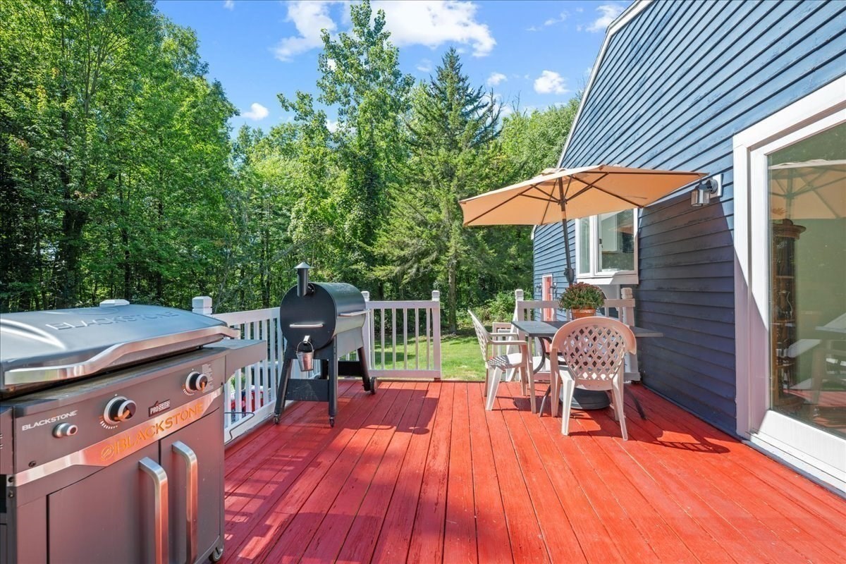 65 Carter Road Worcester, MA 01609 - Photo 22 of 36 Gallery Image 22