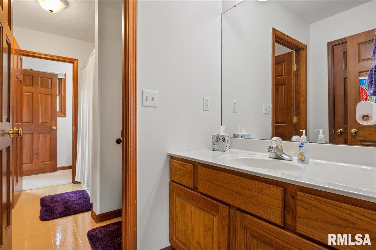2316 Redlands Drive Springfield, IL 62711 - Photo 31 of 57 Gallery Image 31