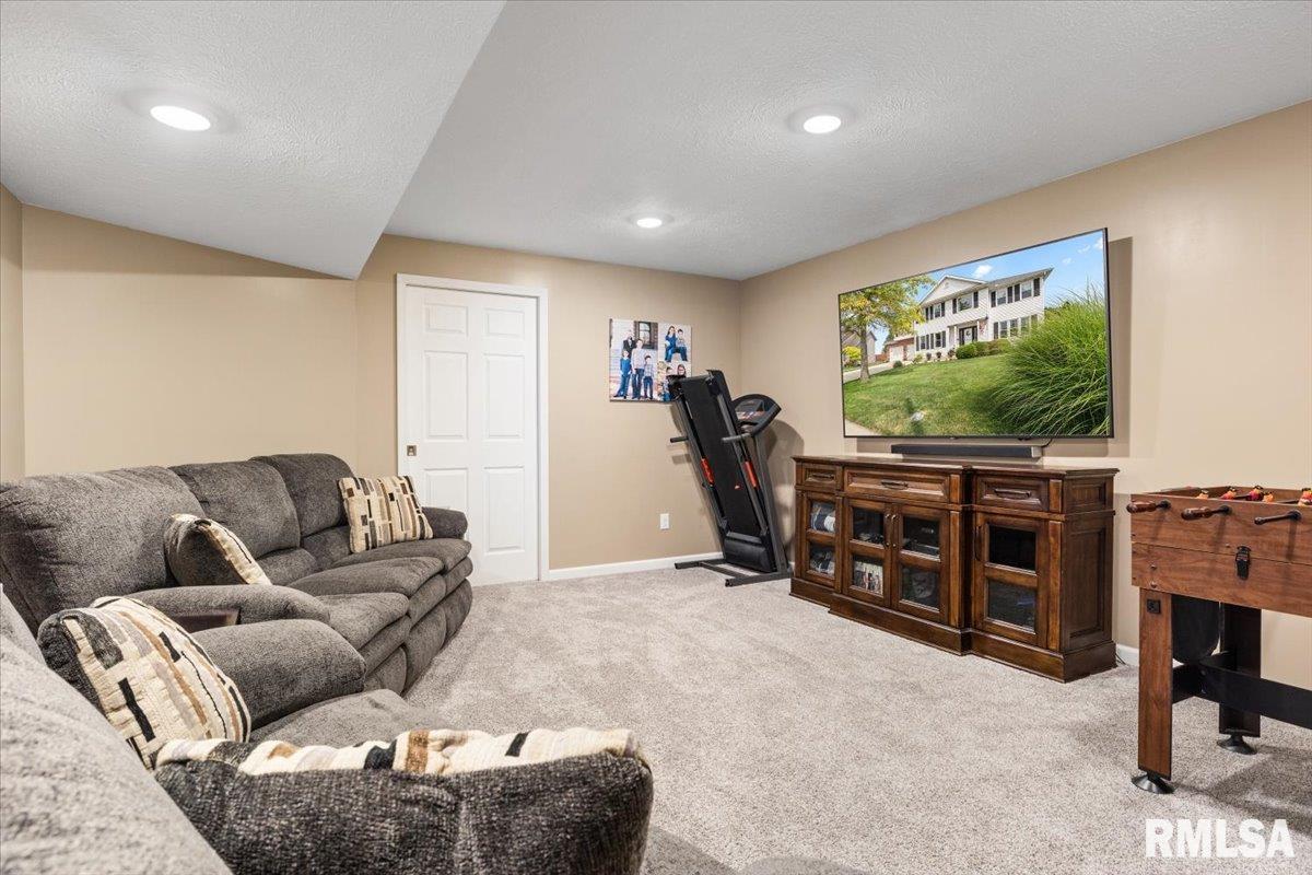 2316 Redlands Drive Springfield, IL 62711 - Photo 46 of 57 Gallery Image 46
