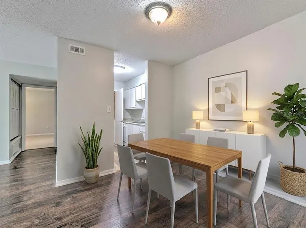 $1,650 | 13403 Arbor Pointe Circle, Unit 304, Tampa, FL 33617