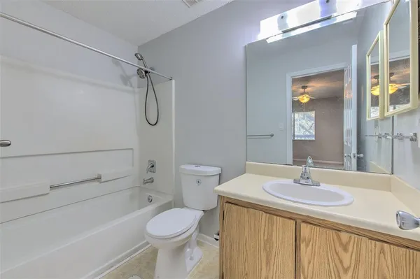 $1,650 | 13403 Arbor Pointe Circle, Unit 304, Tampa, FL 33617