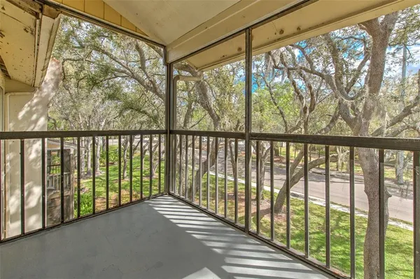 $1,650 | 13403 Arbor Pointe Circle, Unit 304, Tampa, FL 33617