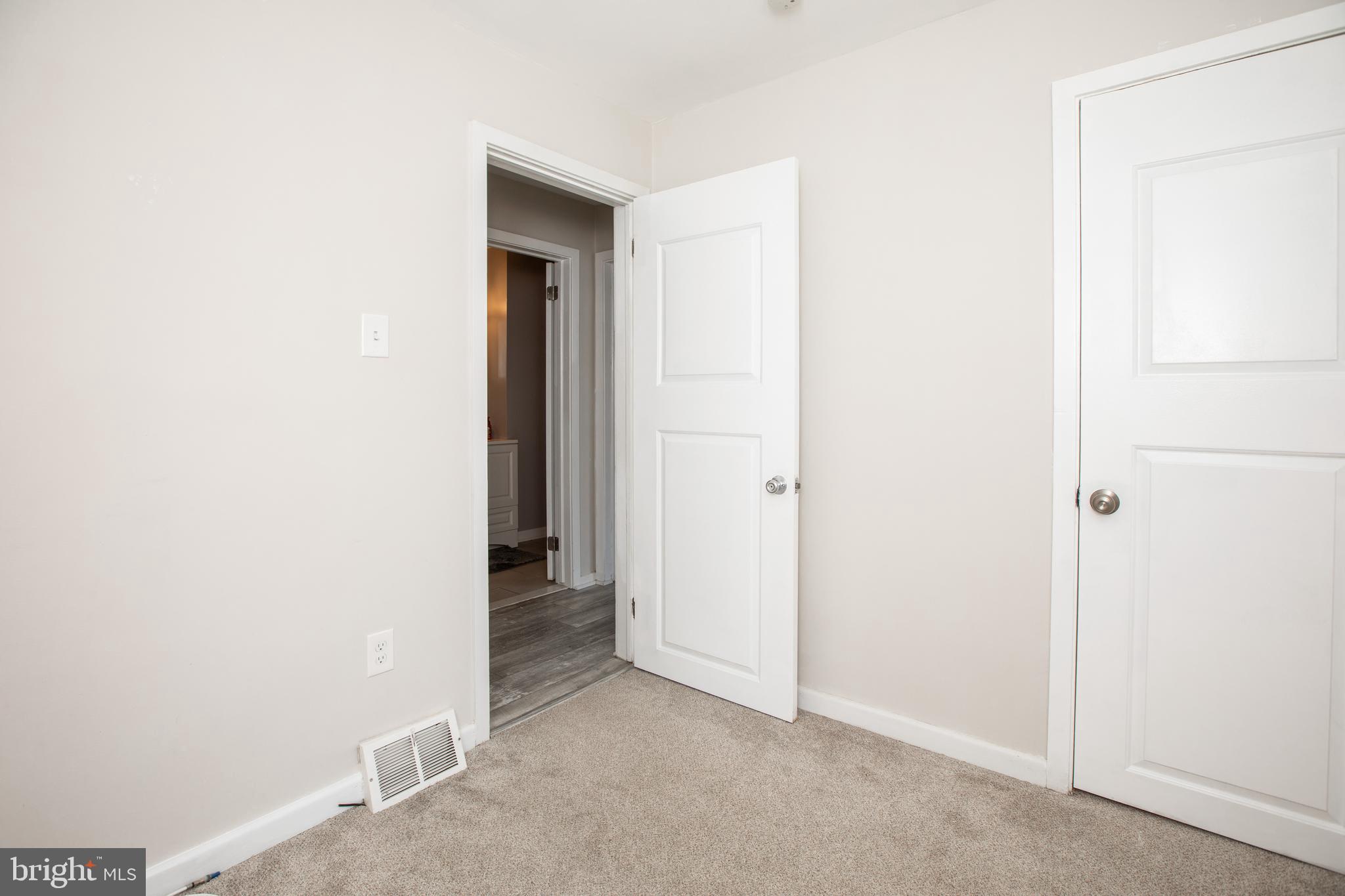 2100 Old York Road Burlington, NJ 08016 - Photo 12 of 27