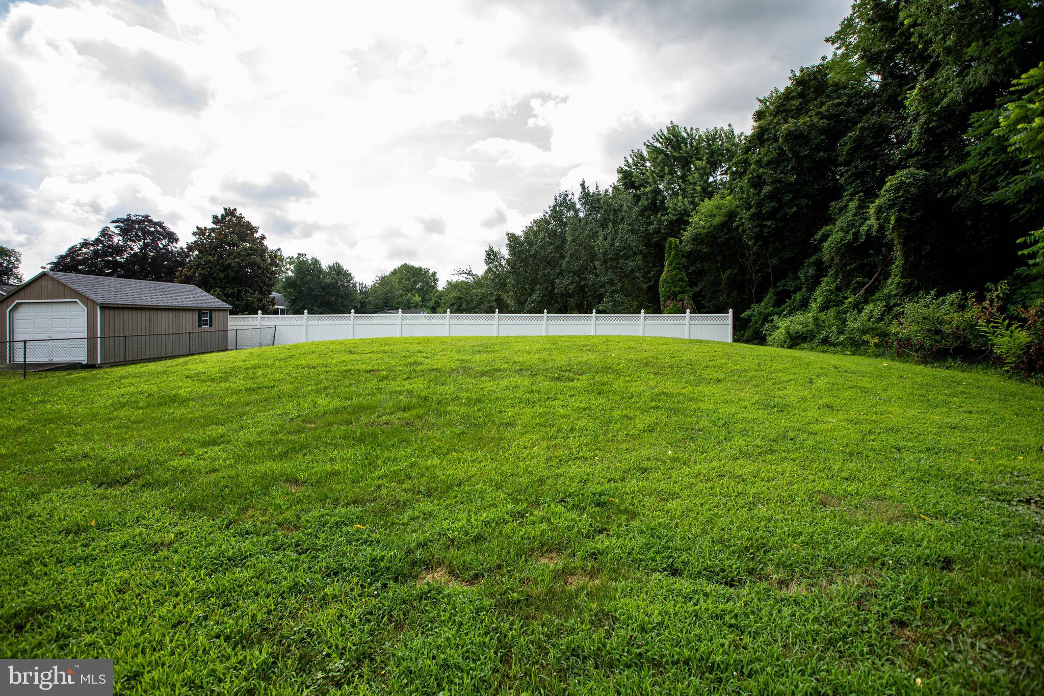 2100 Old York Road Burlington, NJ 08016 - Photo 23 of 27