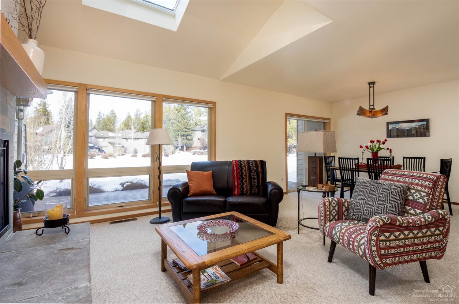 17651 Bittern Lane Sunriver, OR 97707 - Photo 4 of 25 Additional Photo