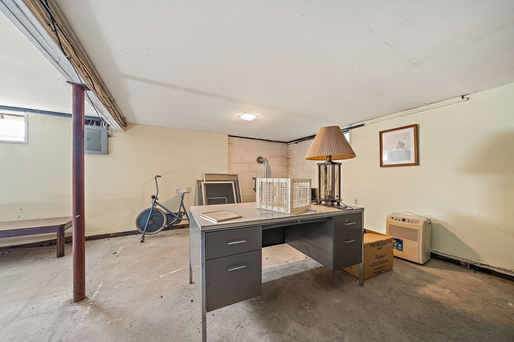 21 Hazelmoor Road Yarmouth, MA 02664 - Photo 16 of 24