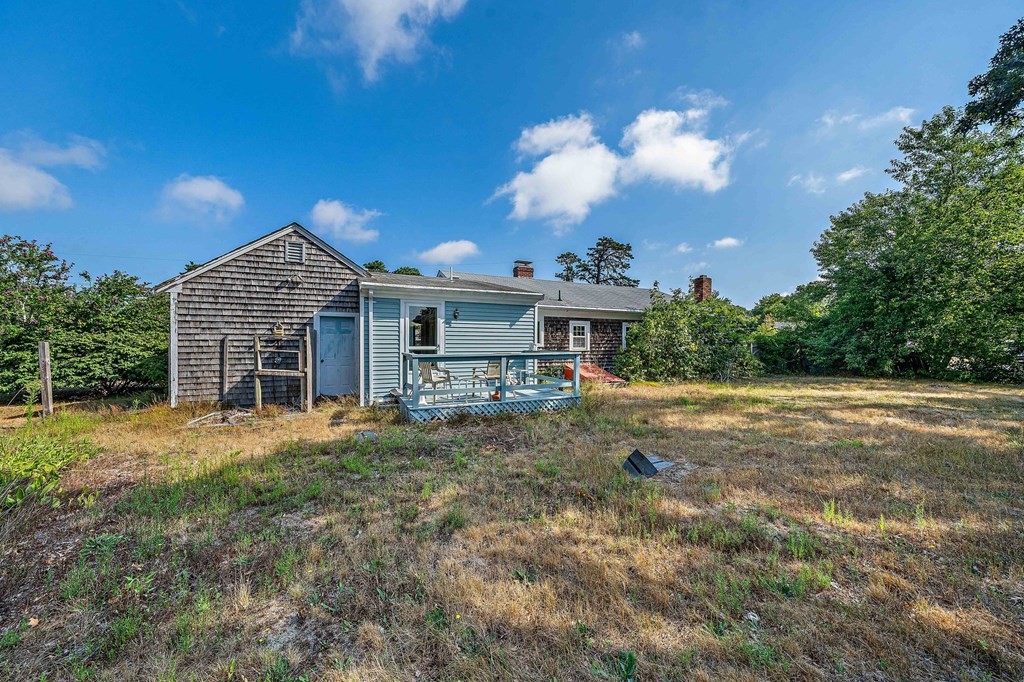 21 Hazelmoor Road Yarmouth, MA 02664 - Photo 19 of 24