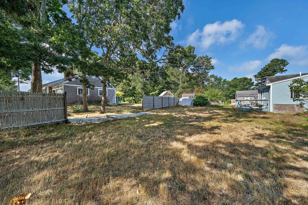 21 Hazelmoor Road Yarmouth, MA 02664 - Photo 21 of 24