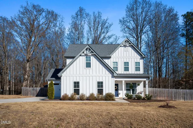 $625,000 | 22 Royal Ella Court, Fuquay-Varina, NC 27526