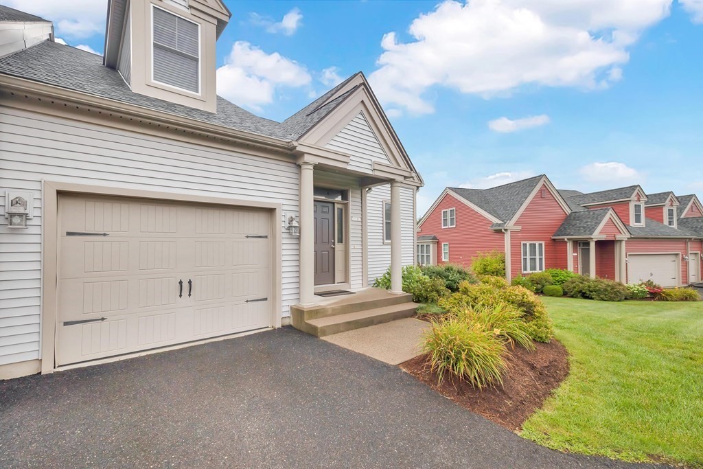 10 Rails End Road, Unit 10 Southwick, MA 01077 - Photo 2 of 42 Gallery Image 2