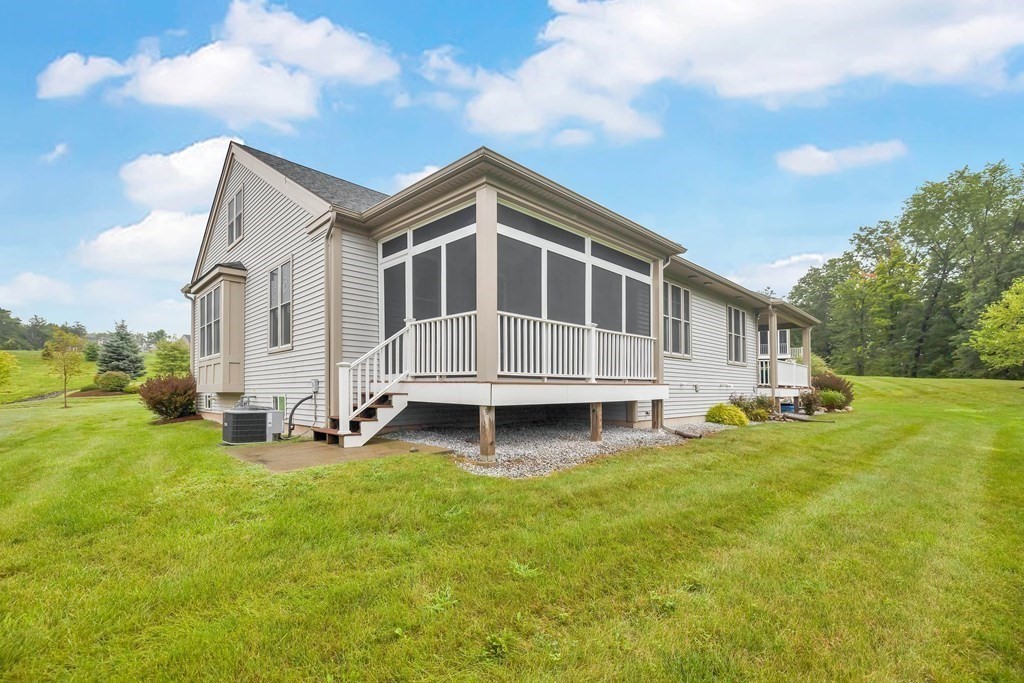10 Rails End Road, Unit 10 Southwick, MA 01077 - Photo 39 of 42 Gallery Image 39