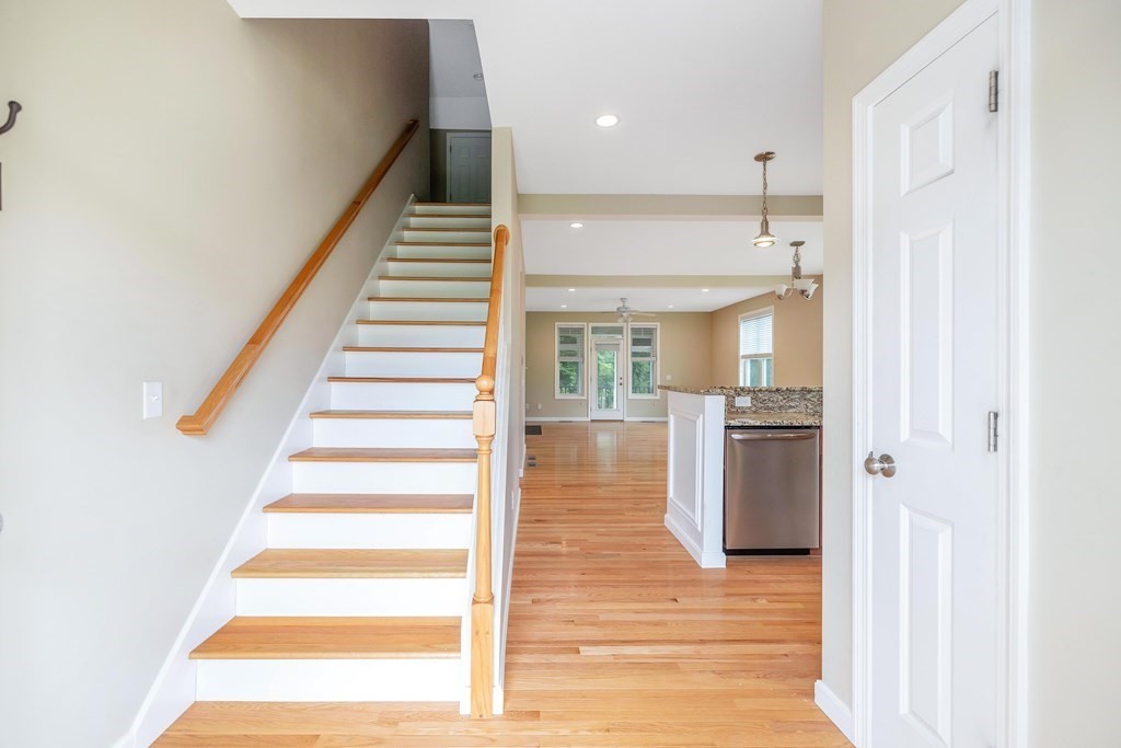 10 Rails End Road, Unit 10 Southwick, MA 01077 - Photo 5 of 42 Gallery Image 5