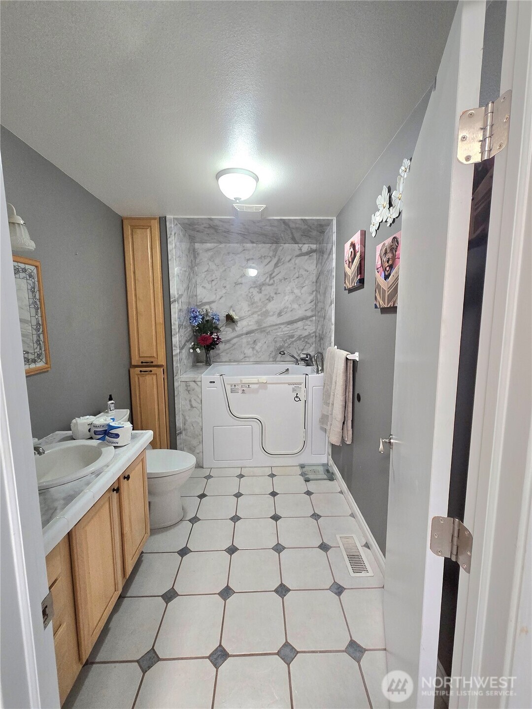 327 Lancaster Road Selah, WA 98942 - Photo 14 of 30 Gallery Image 14