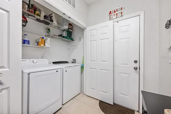 $250,000 | 6335 Contessa Drive, Unit 301, Orlando, FL 32829