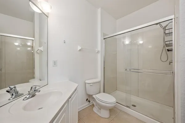 $250,000 | 6335 Contessa Drive, Unit 301, Orlando, FL 32829