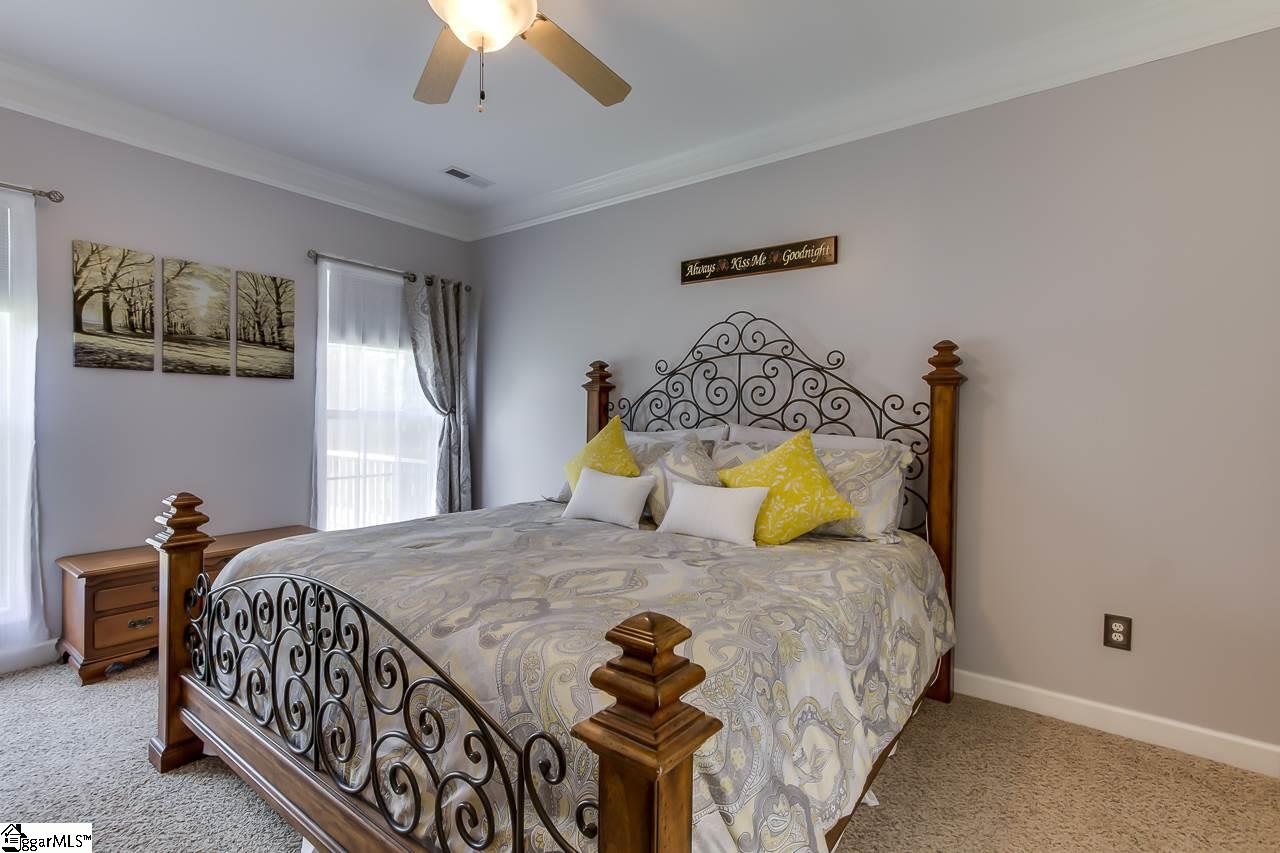 108 Ridge Drive Laurens, SC 29360 - Photo 19 of 36