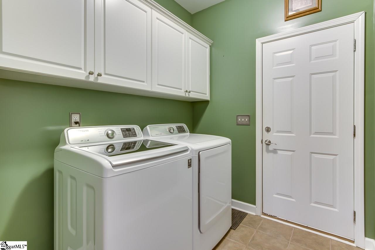 108 Ridge Drive Laurens, SC 29360 - Photo 25 of 36