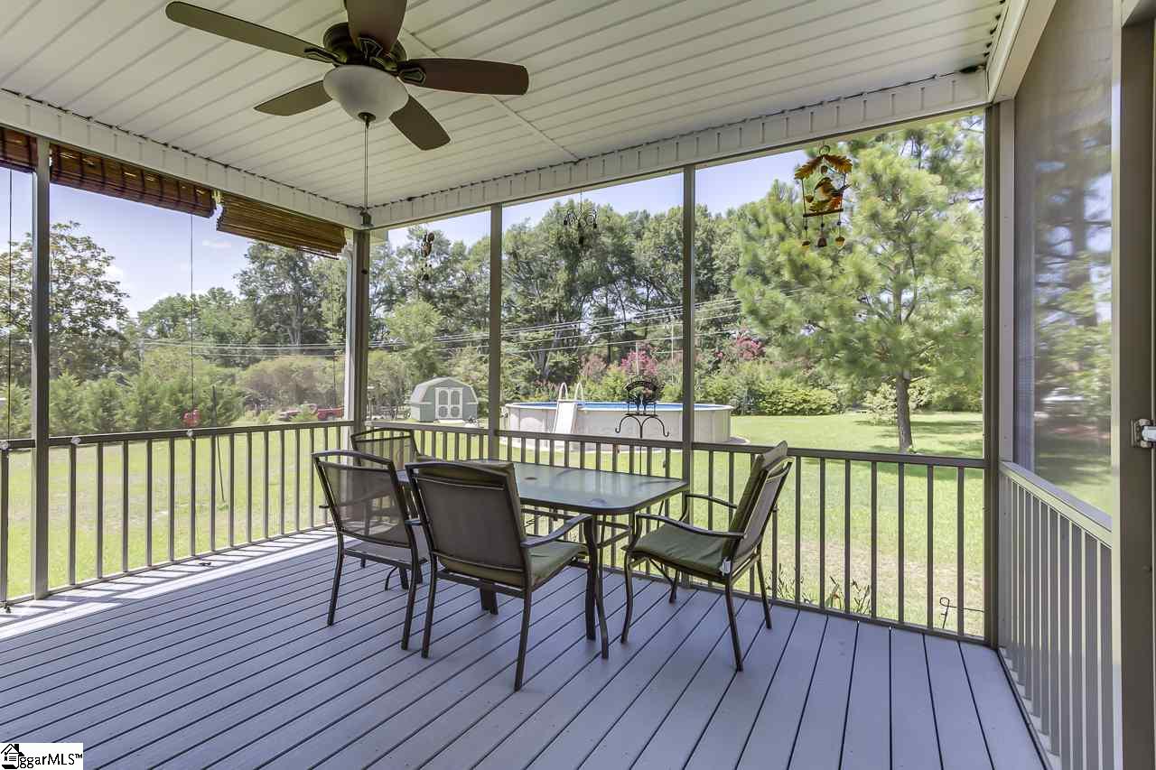 108 Ridge Drive Laurens, SC 29360 - Photo 29 of 36