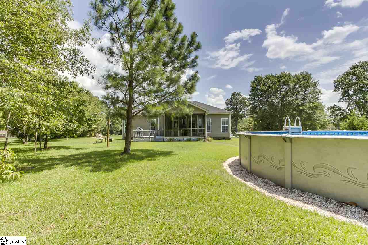 108 Ridge Drive Laurens, SC 29360 - Photo 31 of 36