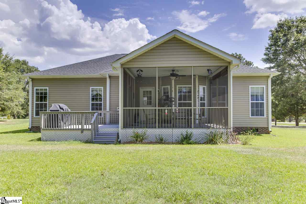 108 Ridge Drive Laurens, SC 29360 - Photo 34 of 36