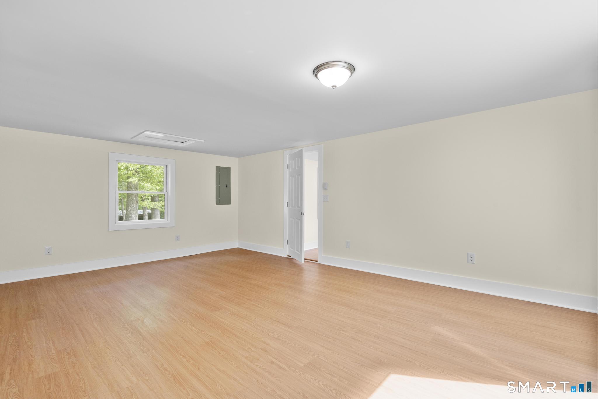 173 Elm Hill Road Vernon, CT 06066 - Photo 7 of 25 Gallery Image 7