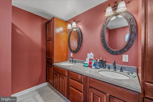 $459,000 | 1920 Sir Johns Run Road, Berkeley Springs, WV 25411