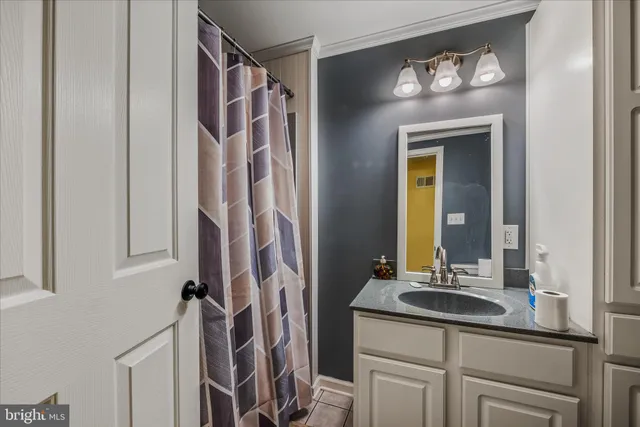 $459,000 | 1920 Sir Johns Run Road, Berkeley Springs, WV 25411