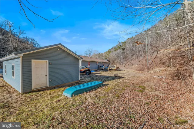 $459,000 | 1920 Sir Johns Run Road, Berkeley Springs, WV 25411