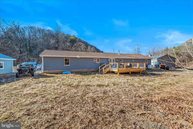 $459,000 | 1920 Sir Johns Run Road, Berkeley Springs, WV 25411