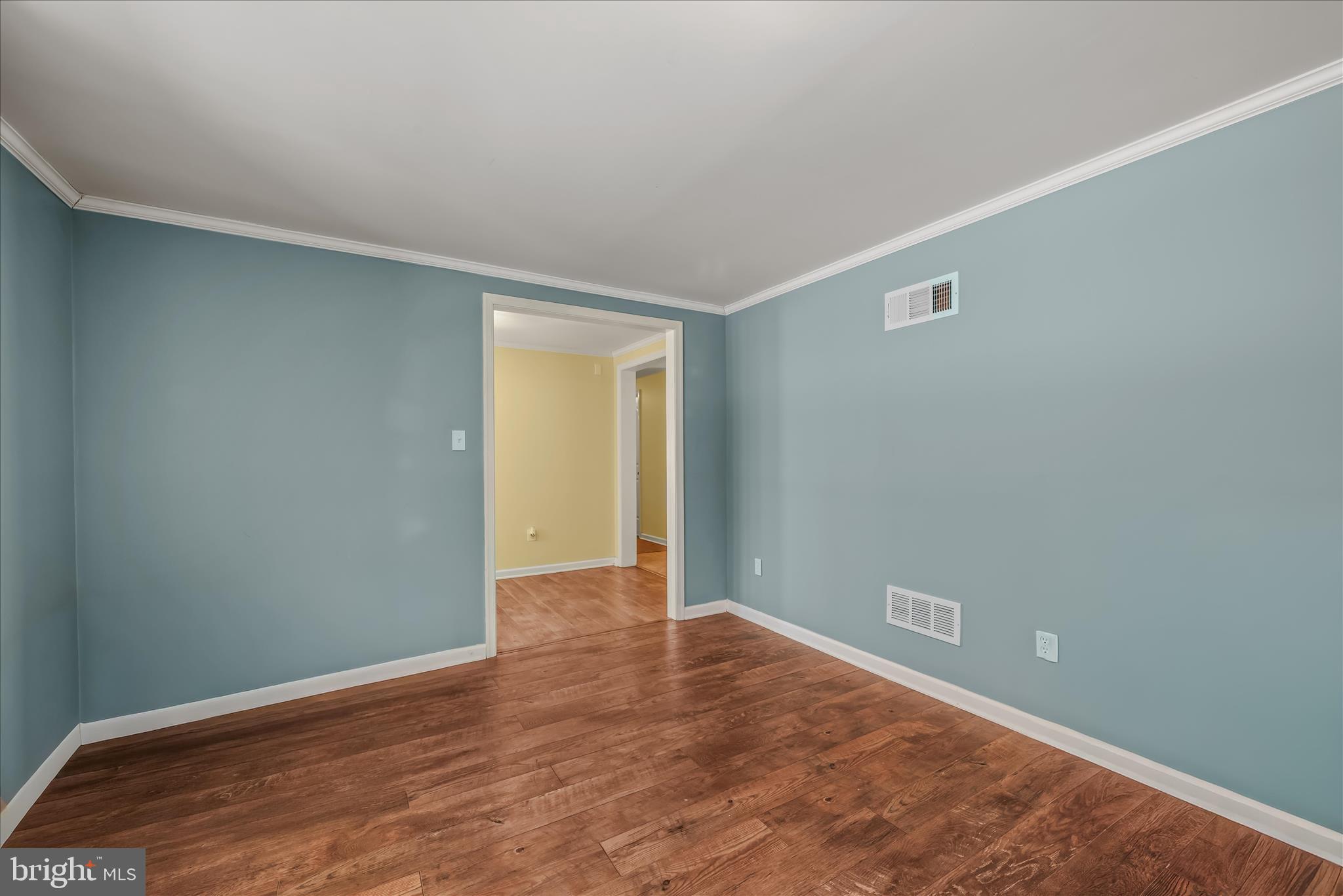 1920 Sir Johns Run Road Berkeley Springs, WV 25411 - Photo 7 of 39 Family Room
