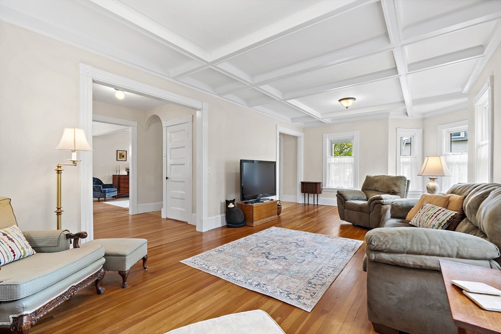 18 O'Neil Street Hudson, MA 01749 - Photo 8 of 40