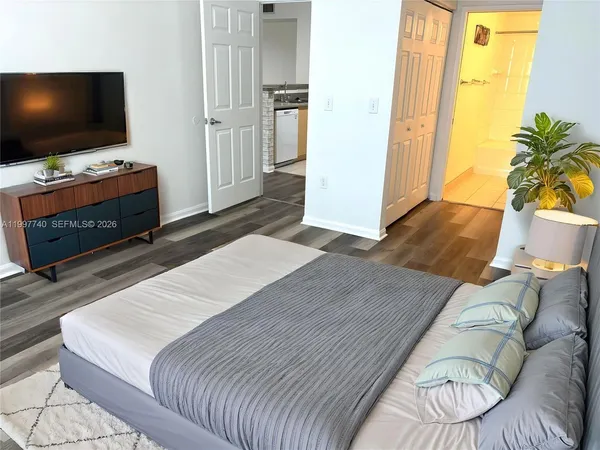 $235,000 | 8050 North Nob Hill Road, Unit 105, Tamarac, FL 33321