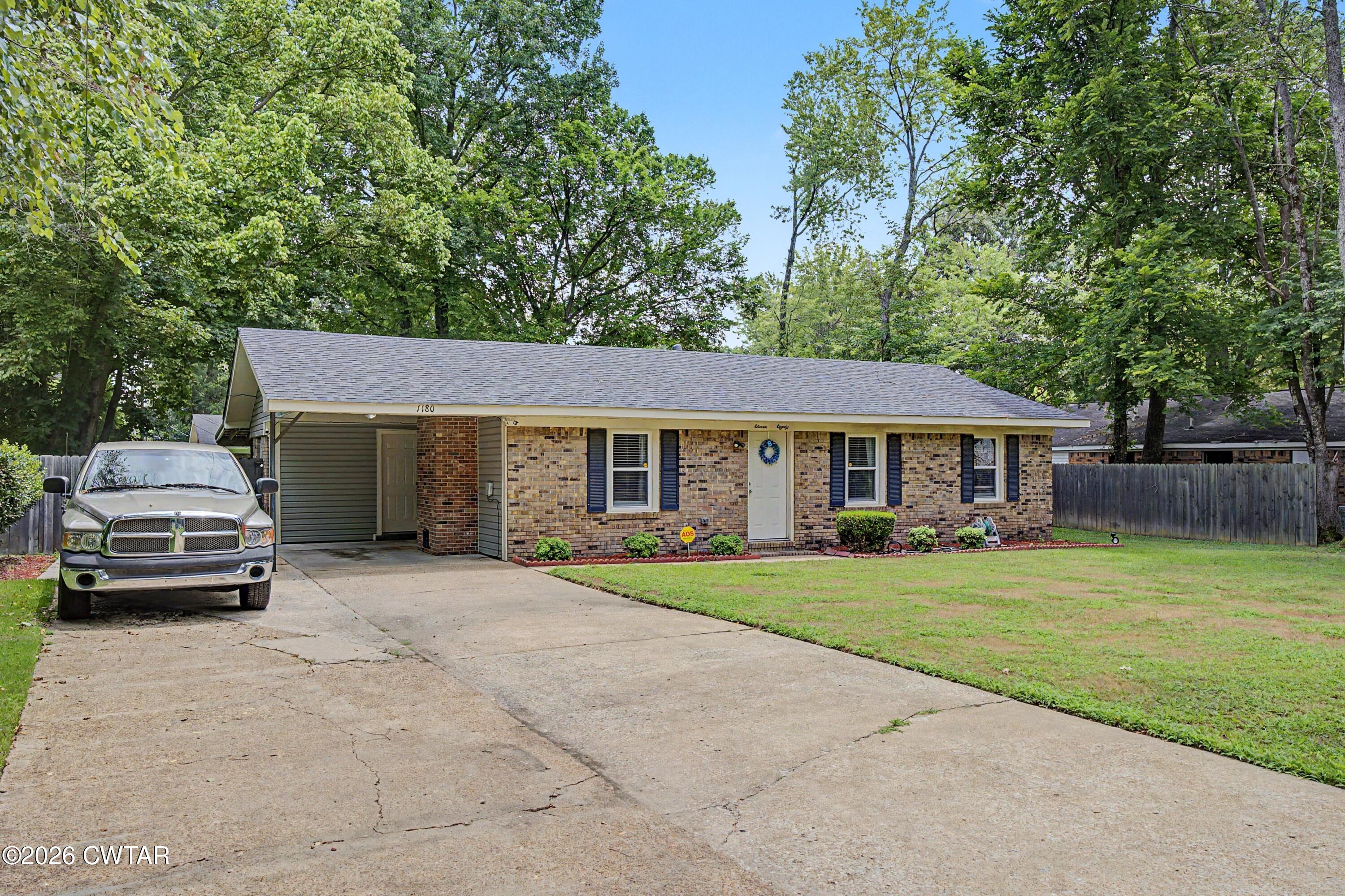 1180 Pine Street Covington, TN 38019 - Photo 5 of 35 Front Another front