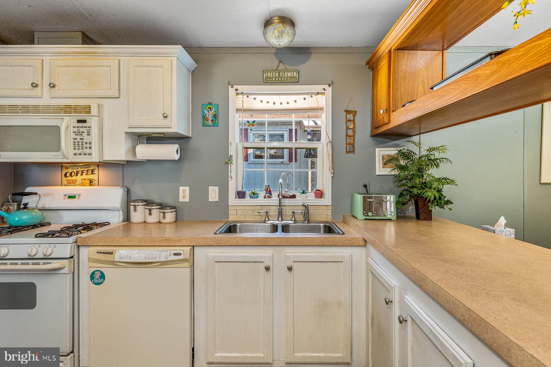37 Plateau Road Lititz, PA 17543 - Photo 5 of 20