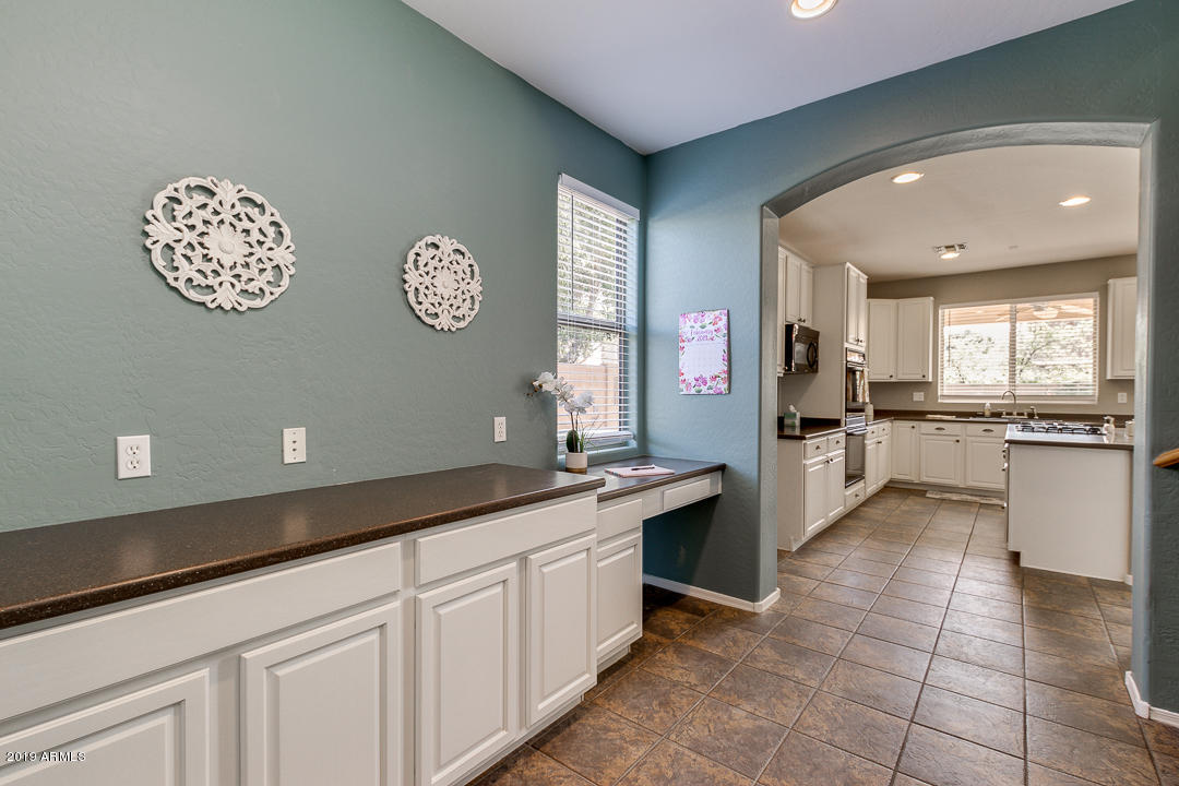 329 East Hopkins Road Gilbert, AZ 85295 - Photo 17 of 73 17-Hapkins