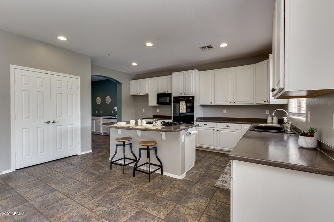 329 East Hopkins Road Gilbert, AZ 85295 - Photo 23 of 73 23-Hapkins