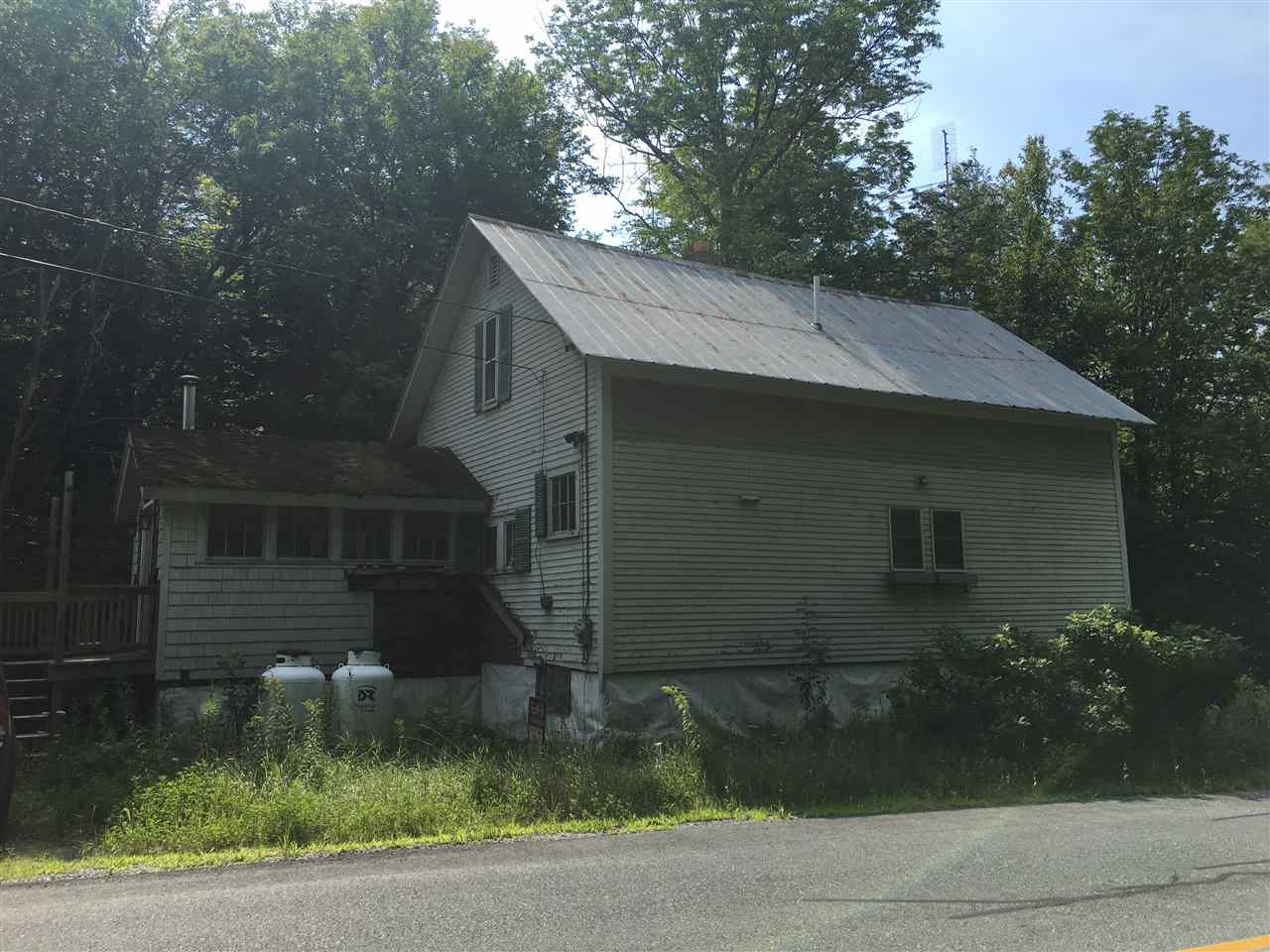 302 Strafford Road Tunbridge, VT 05077 - Photo 1 of 17