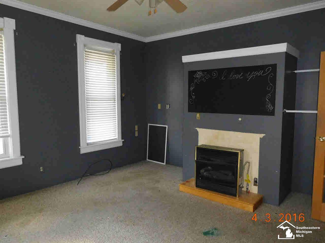 709 Laplaisance Road Monroe, MI 48161 - Photo 15 of 26 21112011-14.JPG