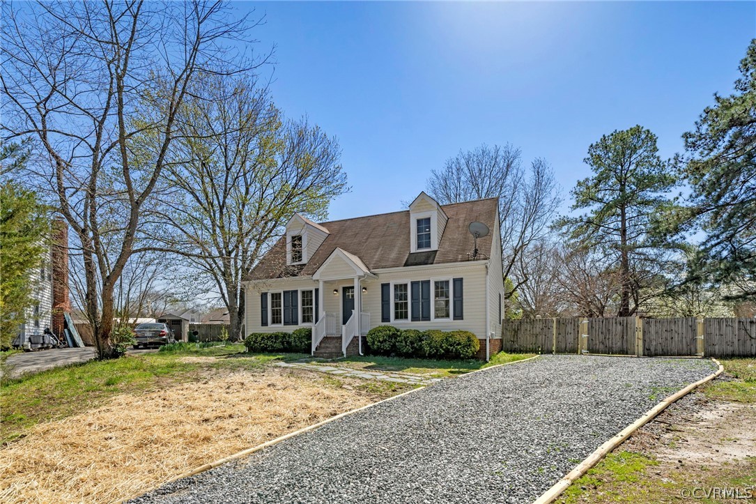 5205 Hallmark Circle Richmond, VA 23234 - Photo 2 of 36 a front view of a house with a yard