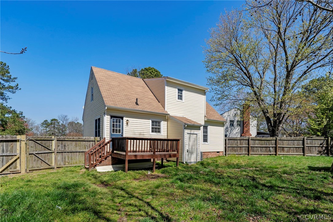 5205 Hallmark Circle Richmond, VA 23234 - Photo 23 of 36 a view of backyard with deck