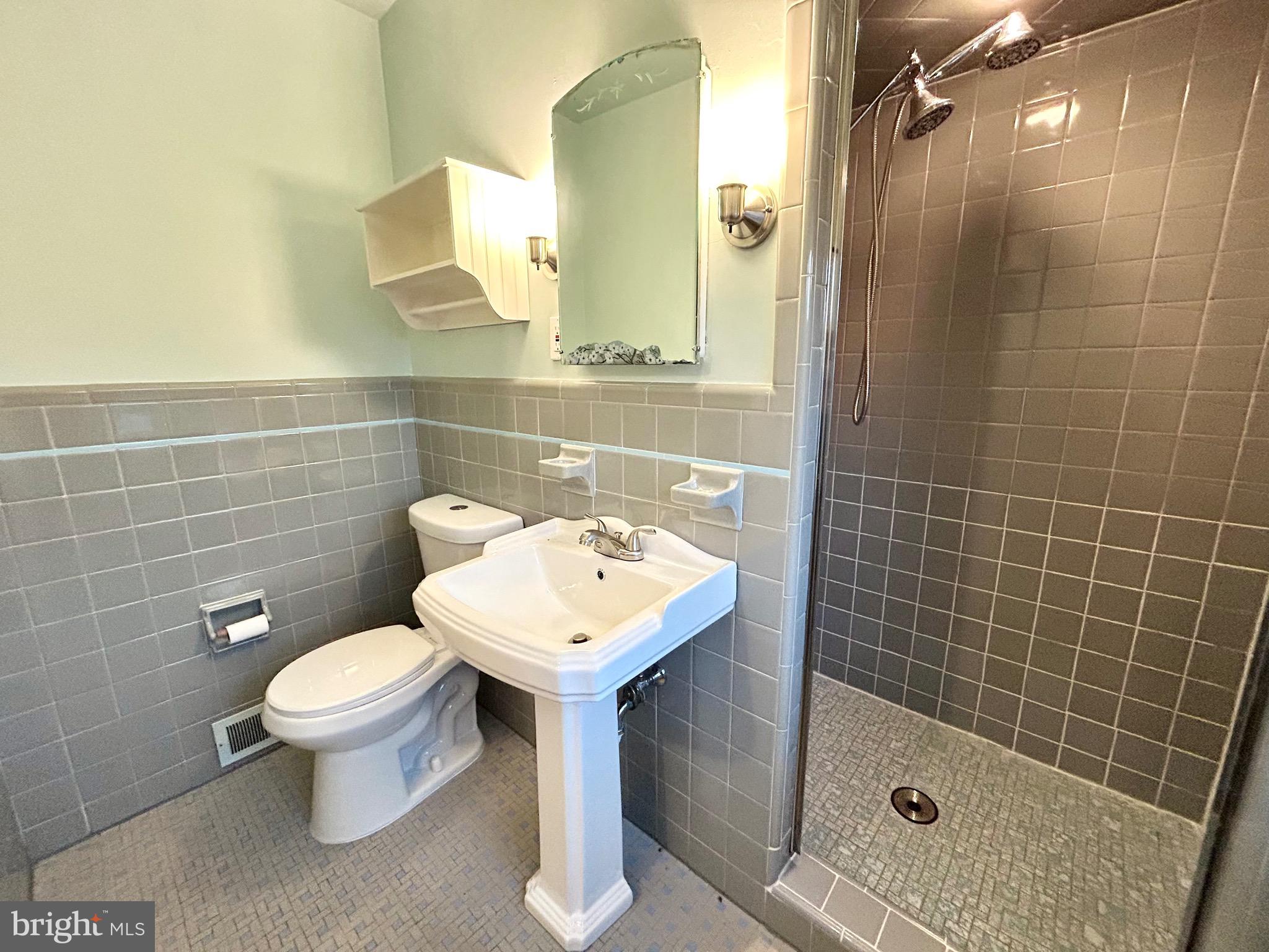 1720 Media Road Cherry Hill, NJ 08002 - Photo 9 of 20