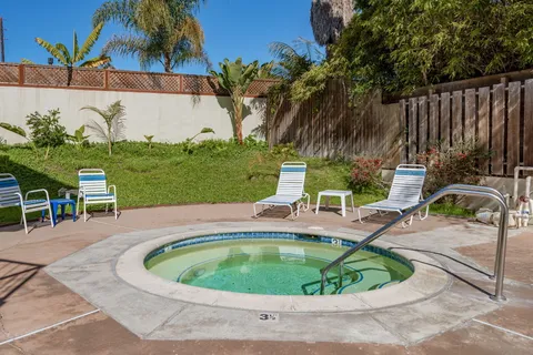 $895,000 | 5455 8th Street, Unit 46, Carpinteria, CA 93013